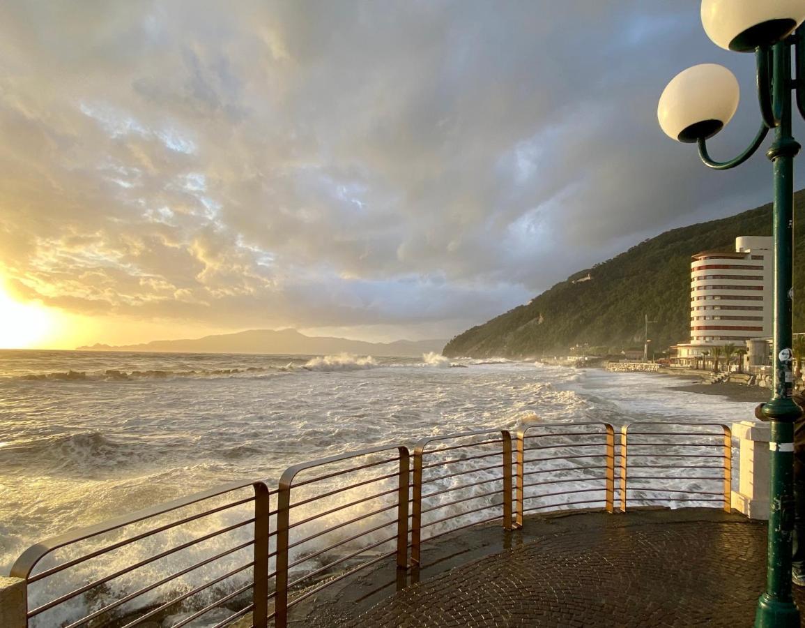 Lungomare Portoturistico Bed & Breakfast Chiavari Bagian luar foto